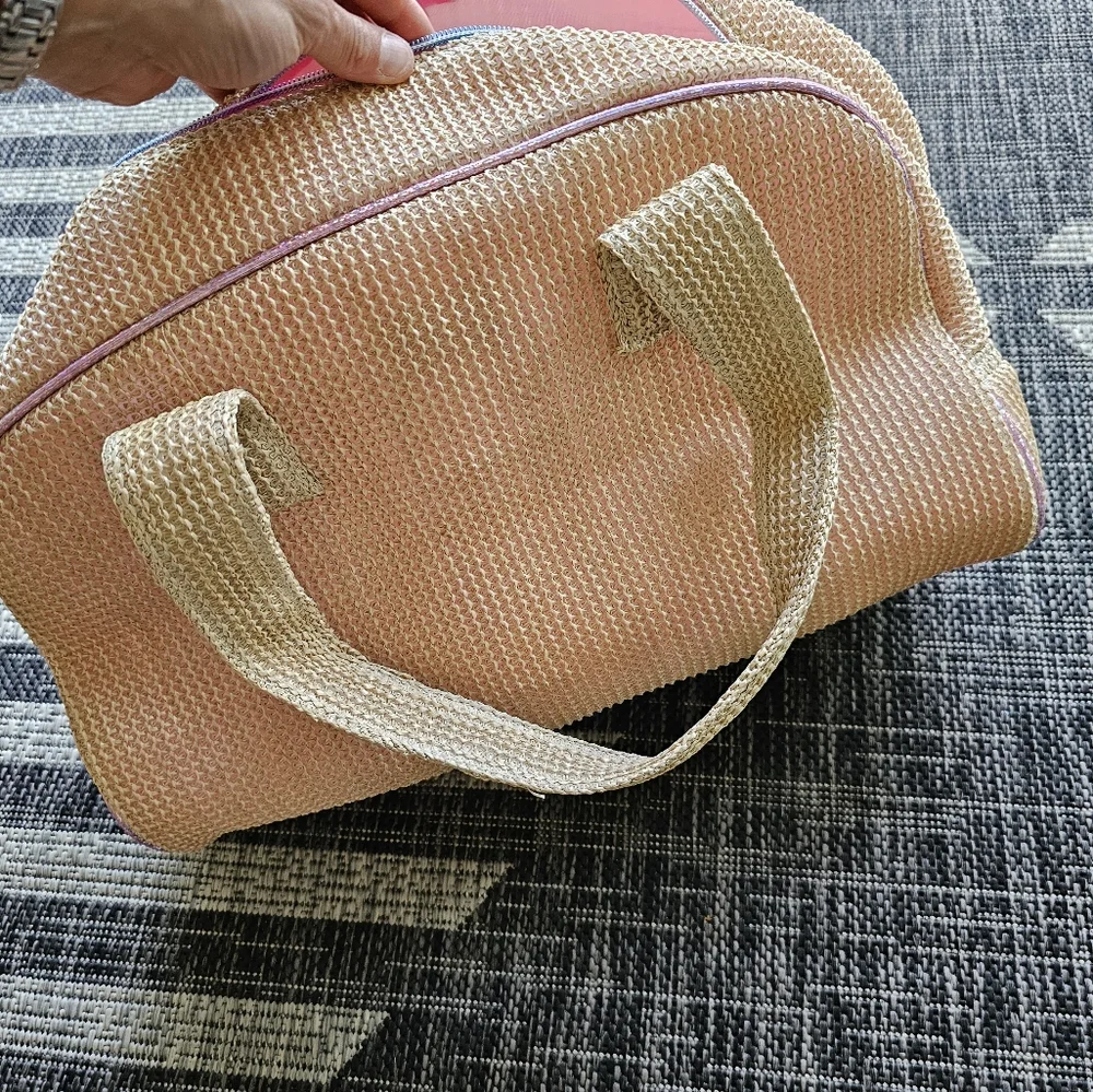 Vacation tote for kids